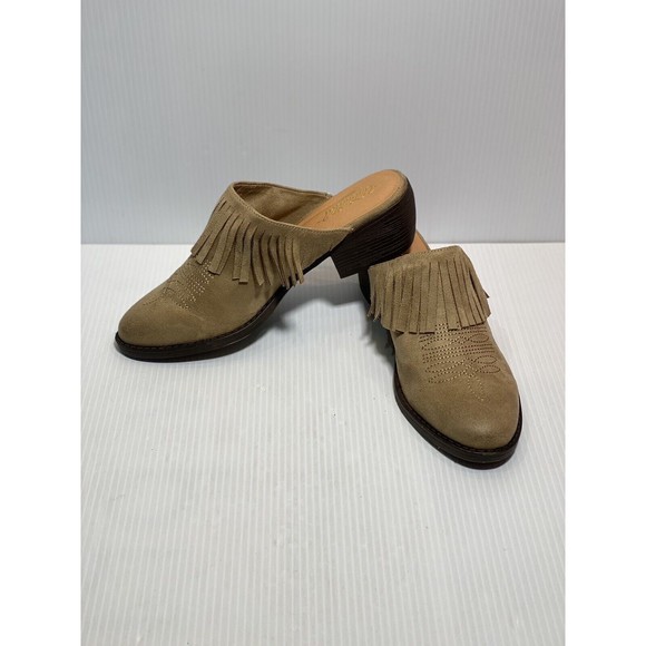 Ariat Unbridled Women's Shirley Fringe Mules - Sand, US 10 B / EUR 41.5 / UK 7.5 - Picture 3 of 9